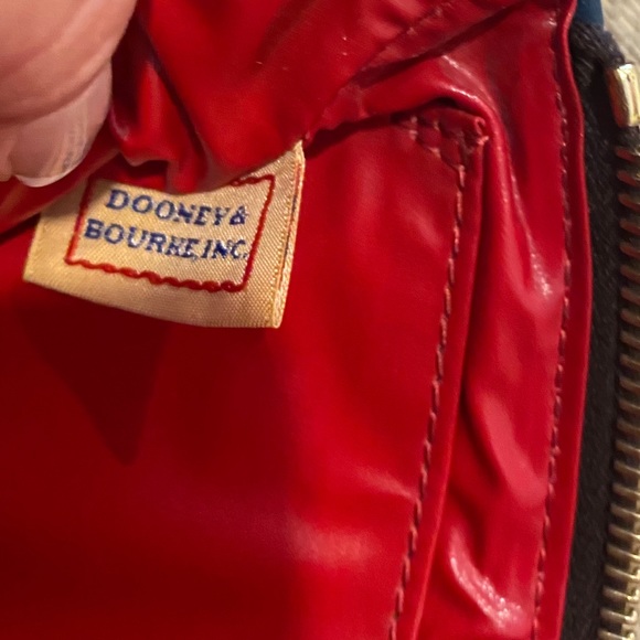Dooney & Bourke wristlet - Picture 5 of 7